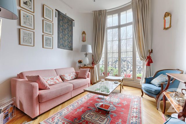 Appartement F3 à vendre - 2 pièces - 61.12 m2 - PARIS - 75116 - ILE-DE-FRANCE - Century 21 Victor Hugo - Trocadéro